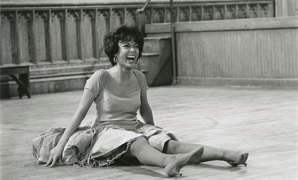 Rita Moreno Just a Girl Who Decided To Go For It image